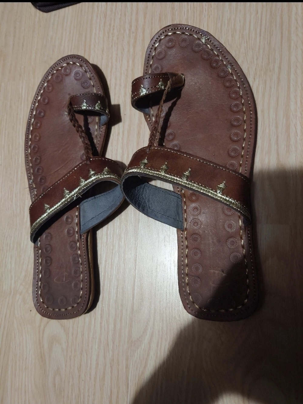 Brown Braided Toe-Ring Sandals with Gold Trim